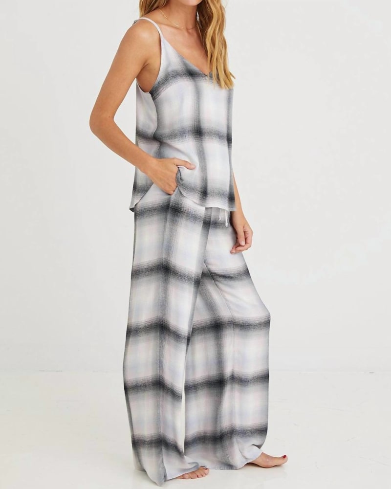 Front of a model wearing a size L Wide Leg Pant in Lilac Ombre Plaid in Lilac Ombre Plaid by Bella Dahl. | dia_product_style_image_id:343748